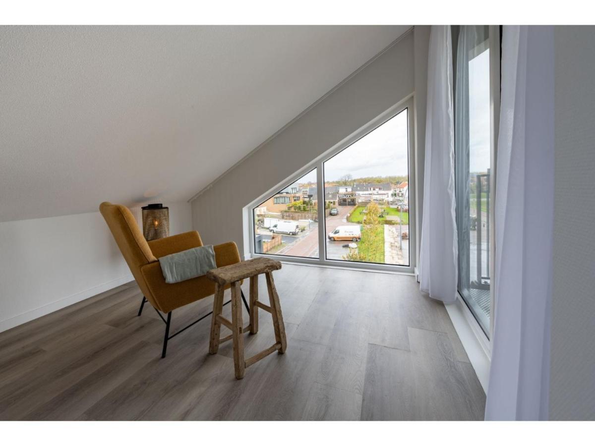 Appartement Beautiful Penthouse With Balcony