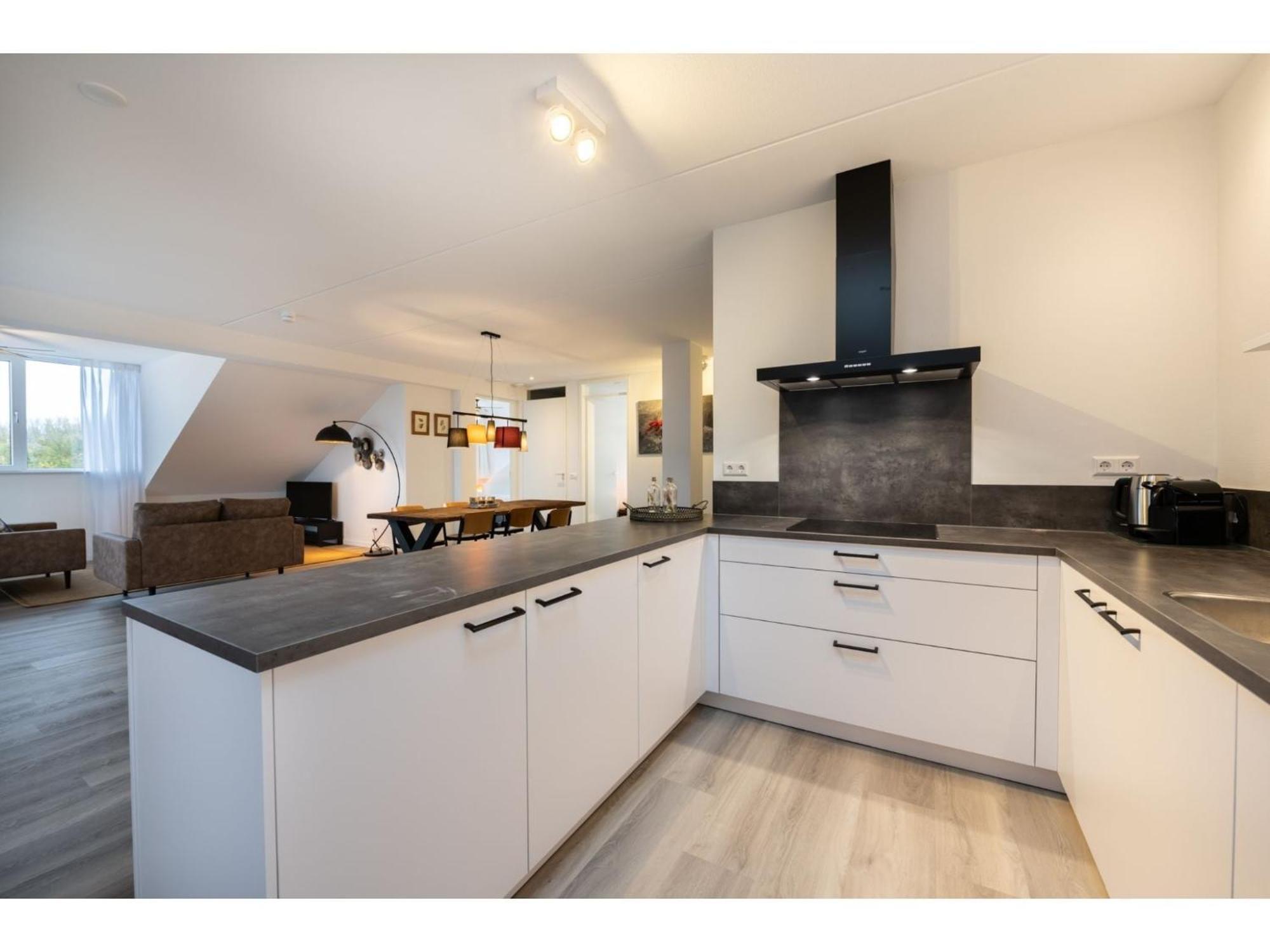 Appartement Beautiful Penthouse With Balcony *